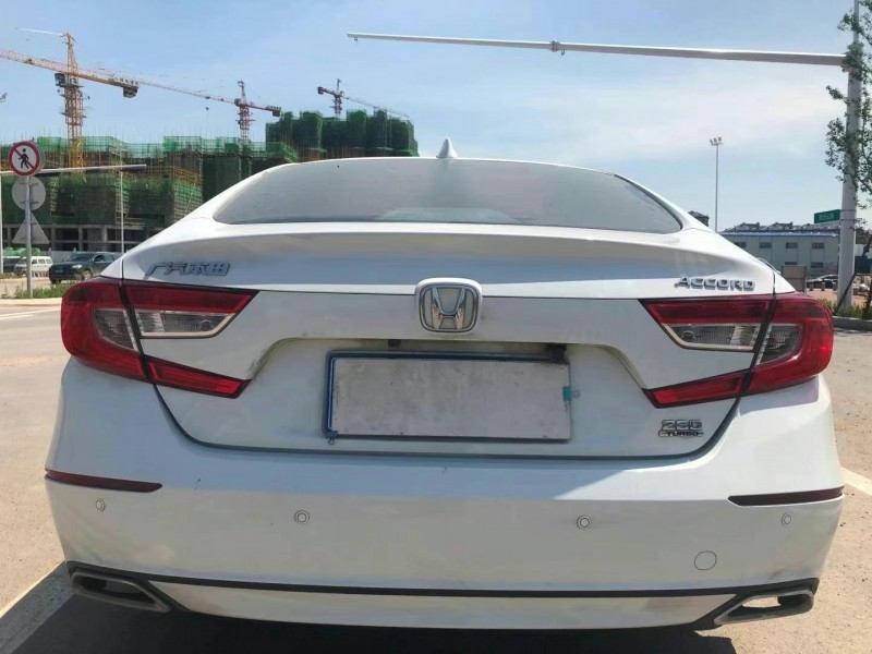 烟台19年本田雅阁4