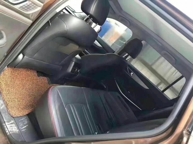 石家莊18年長安汽車CS755