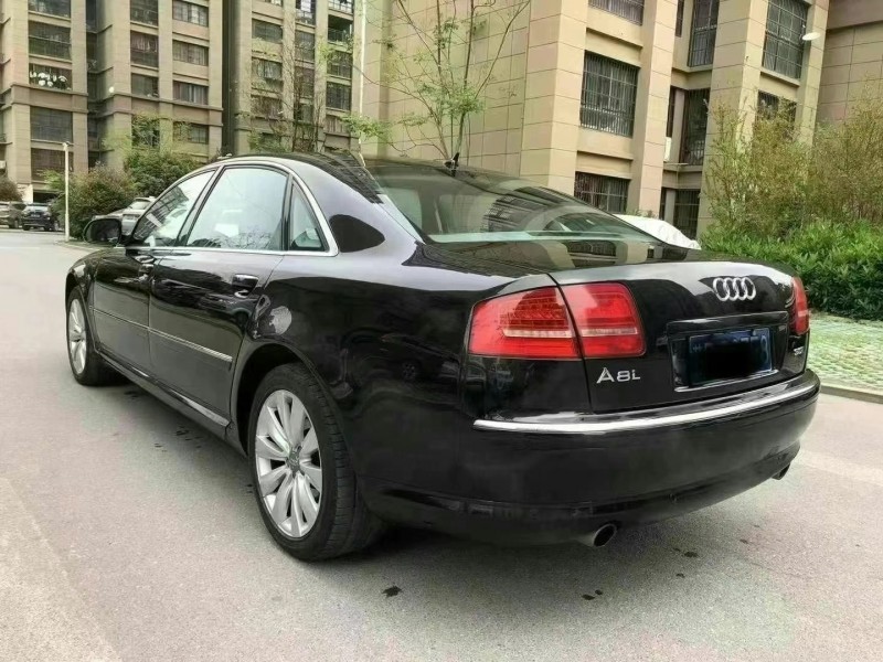 黃山08年奧迪A8L8