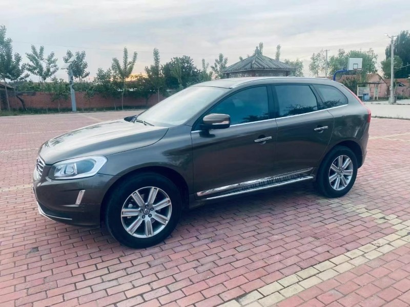 東營16年沃爾沃XC604