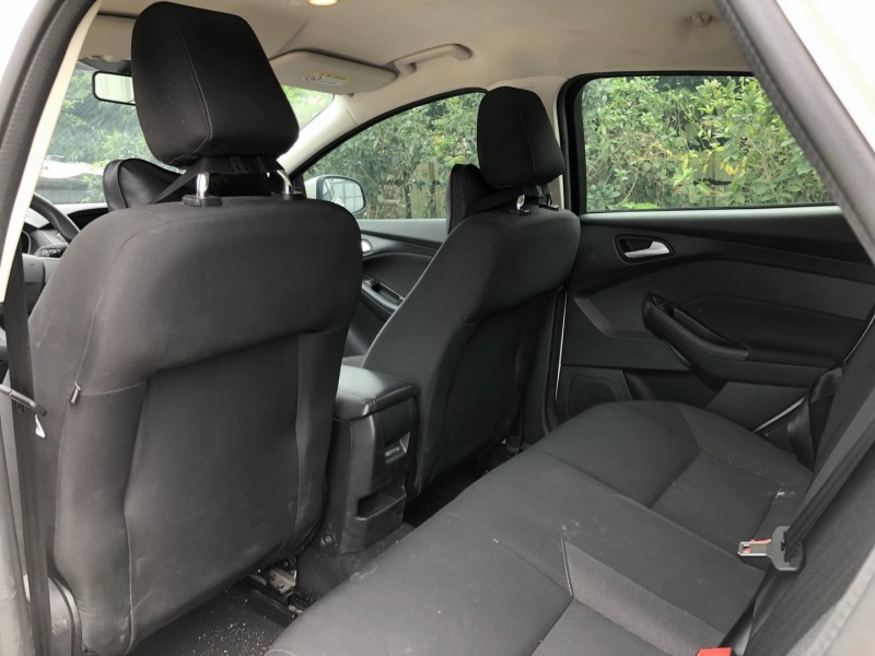 佛山17年福特福克斯2