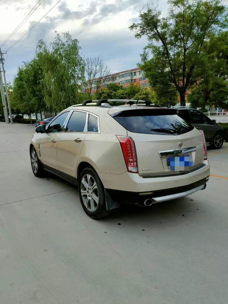 烟台12年凯迪拉克SRX4