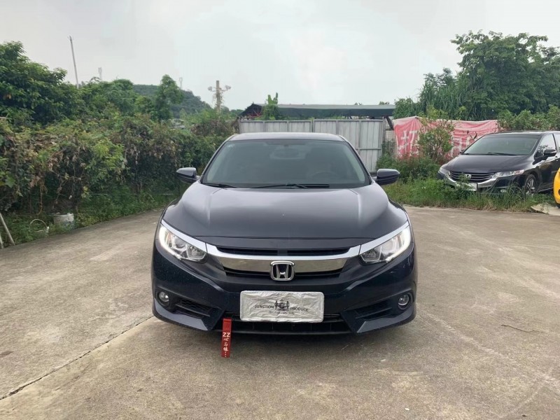 佛山17年本田思域1