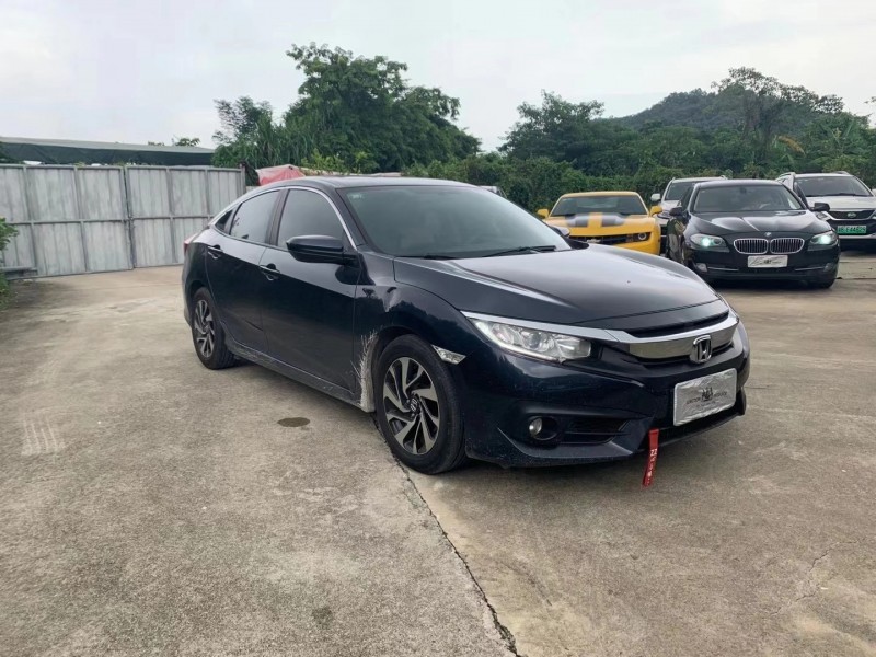 佛山17年本田思域3