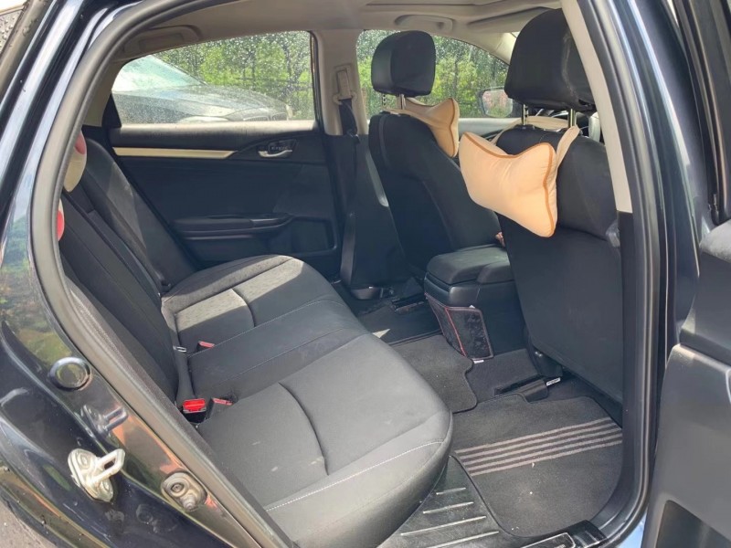 佛山17年本田思域6