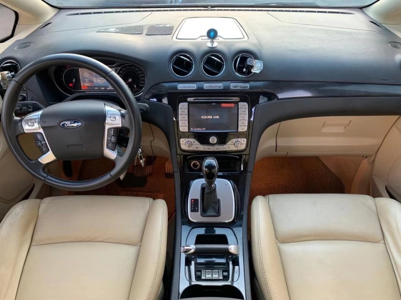 佛山10年福特麦克斯4