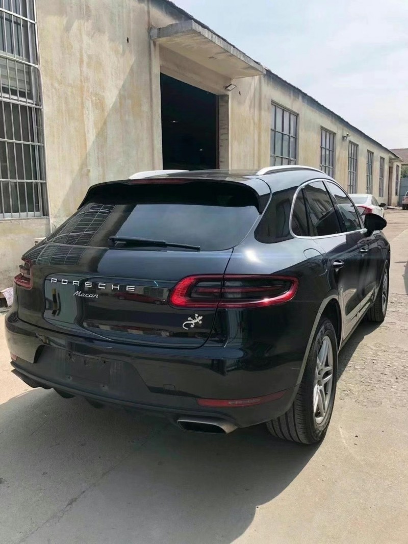 济宁17年保时捷Macan3