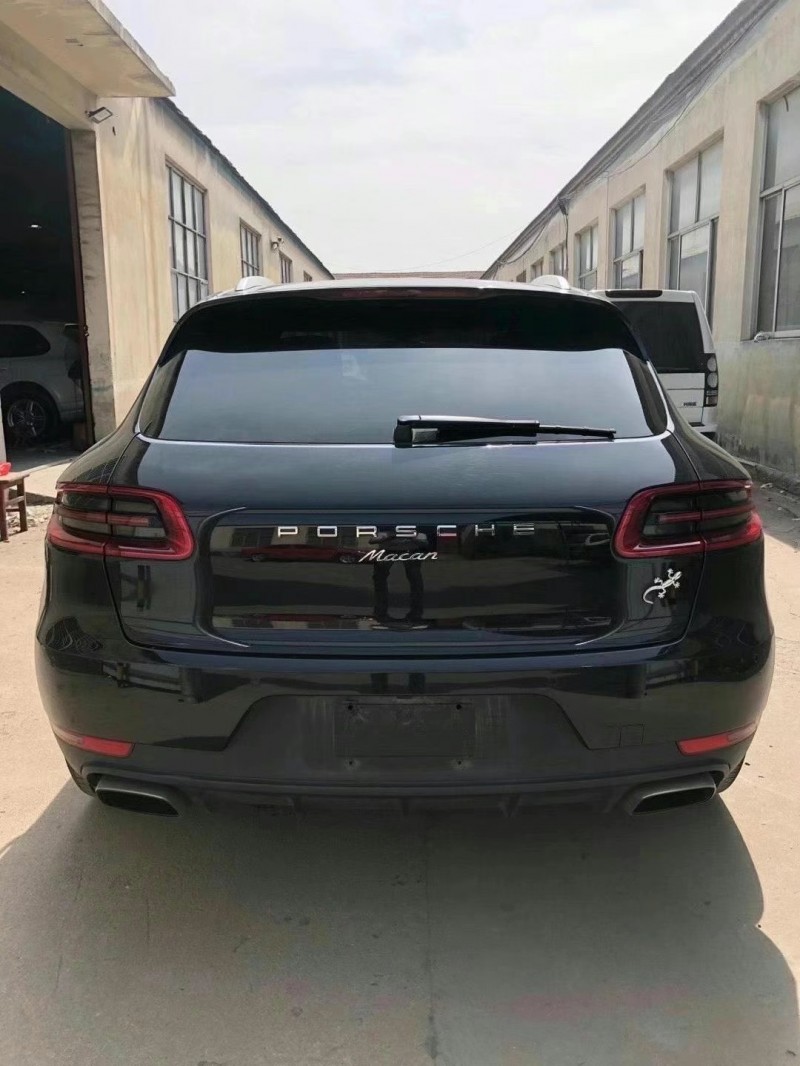 济宁17年保时捷Macan1