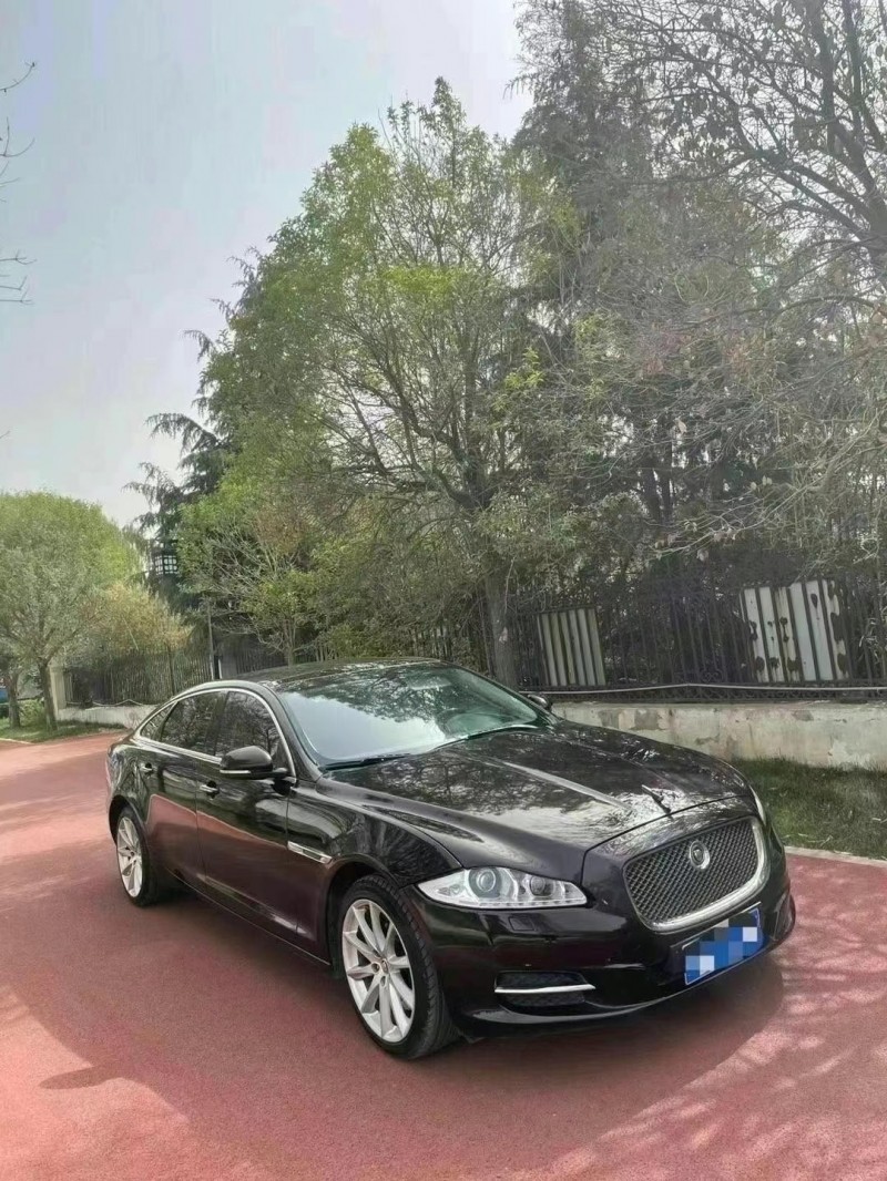 濟寧12年捷豹XJ2