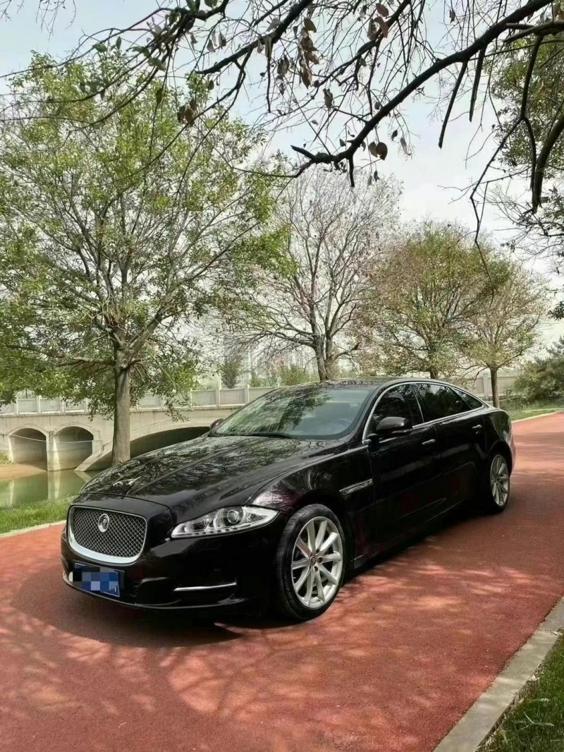 濟寧12年捷豹XJ3