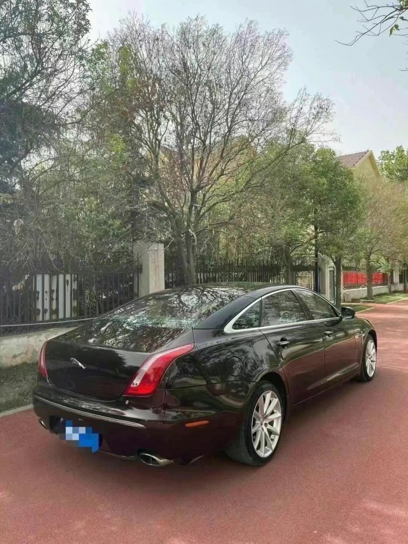 濟寧12年捷豹XJ7