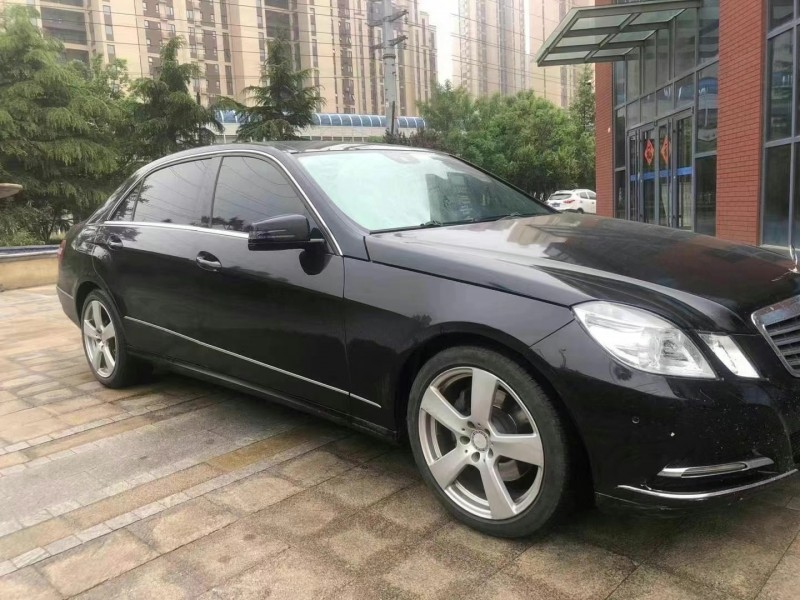 泰安13年奔馳E7