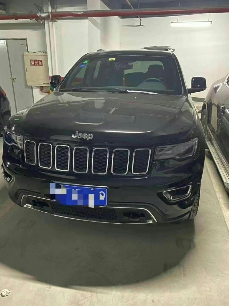 重慶19年Jeep大切諾基5