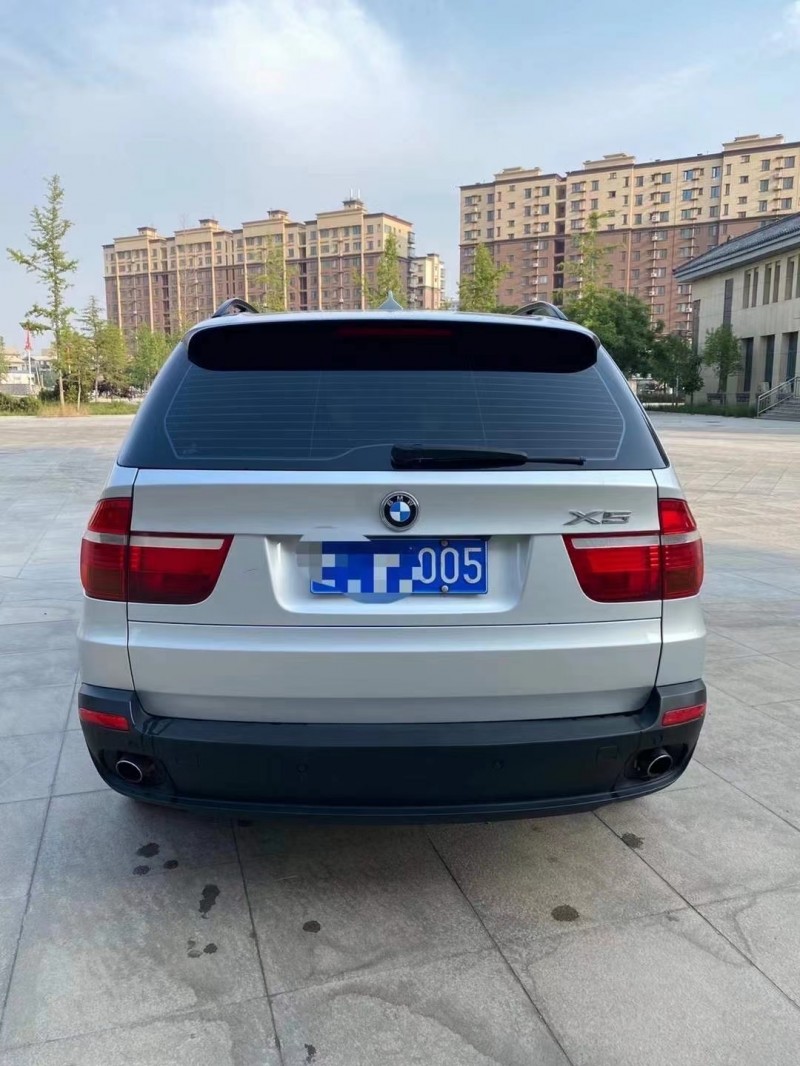 北京09年寶馬X56