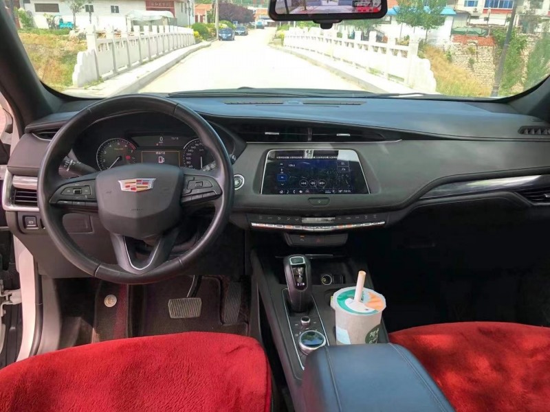 濟南19年凱迪拉克XT45