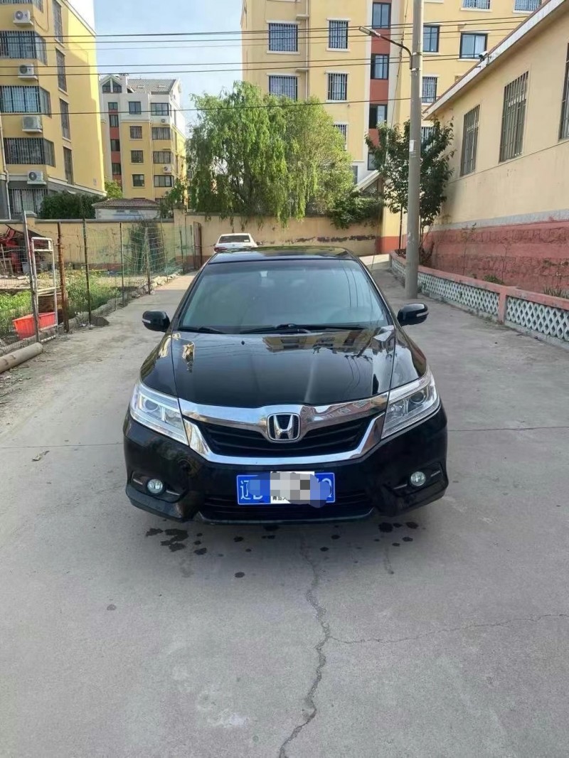 青岛14年本田凌派9