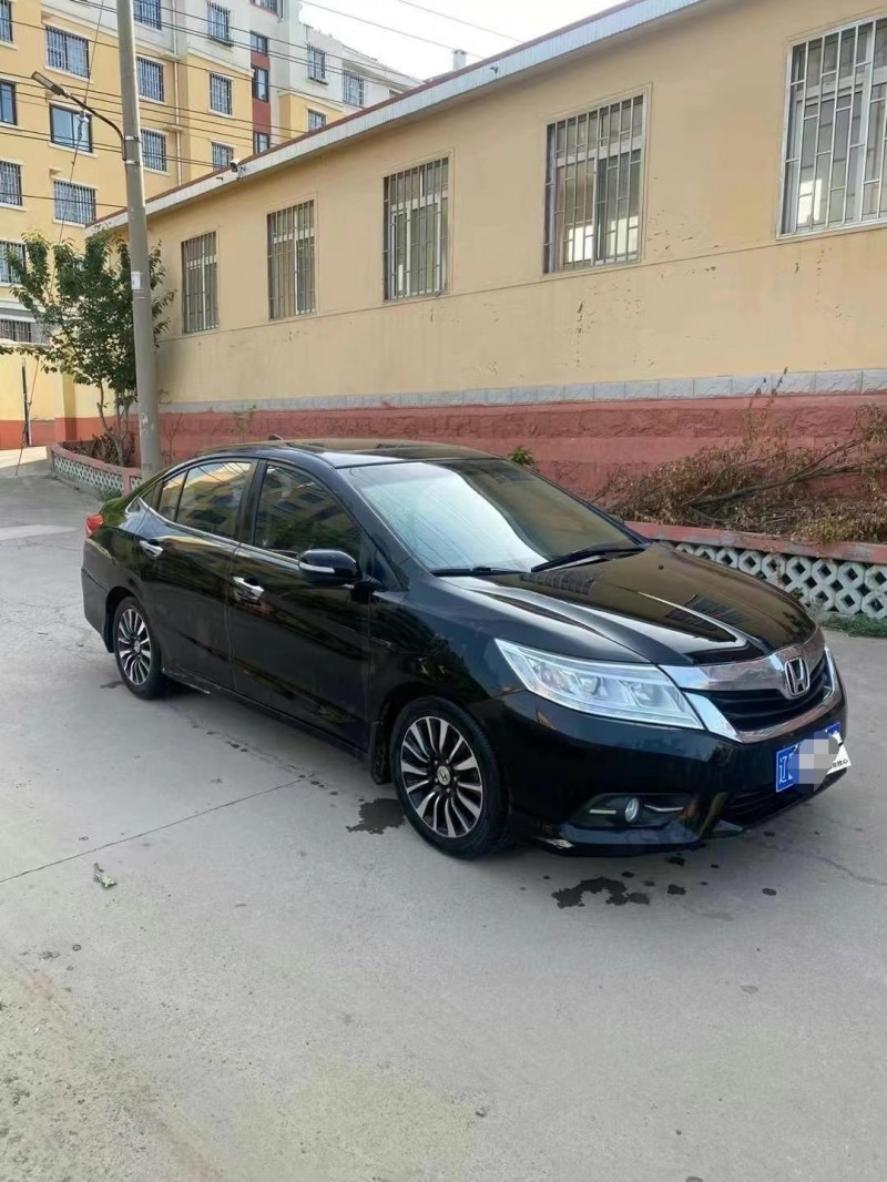 青岛14年本田凌派7