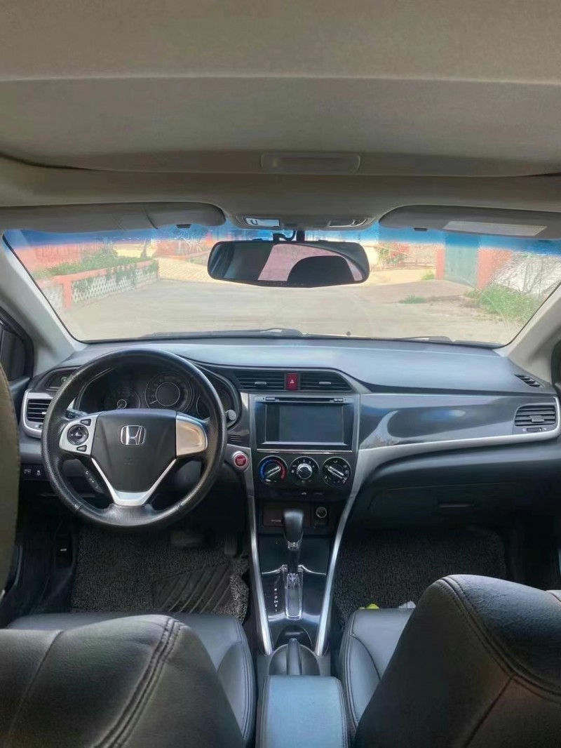 青岛14年本田凌派6