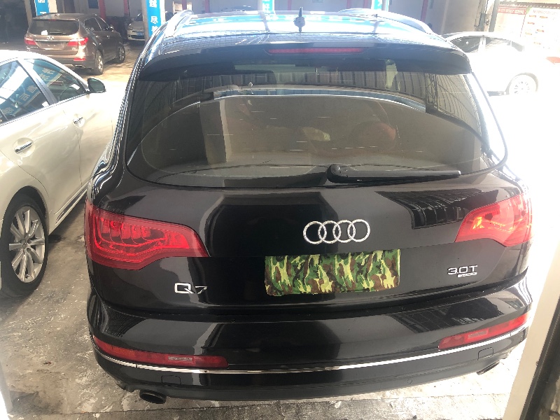 黔東南11年奧迪Q73