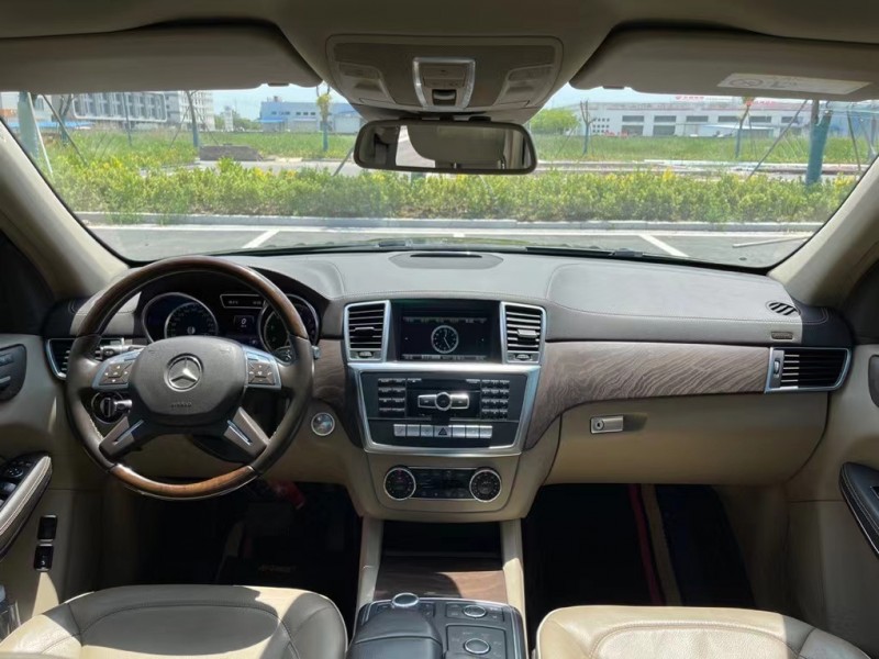 盐城14年奔驰GL8