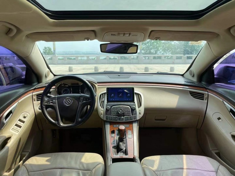 佛山09年别克君越5