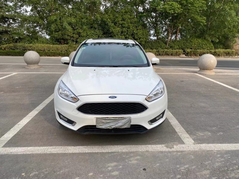 徐州抵押车18年福特福克斯出售