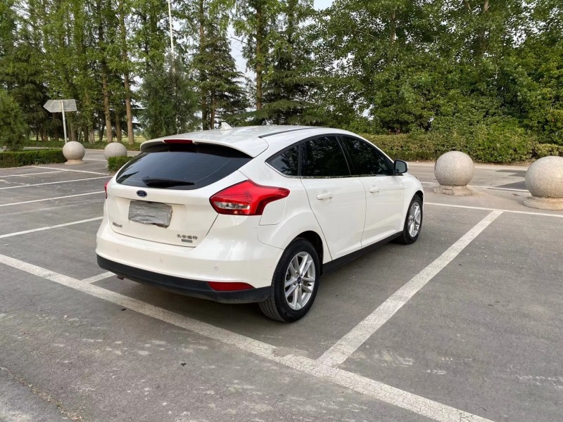 徐州抵押车18年福特福克斯出售