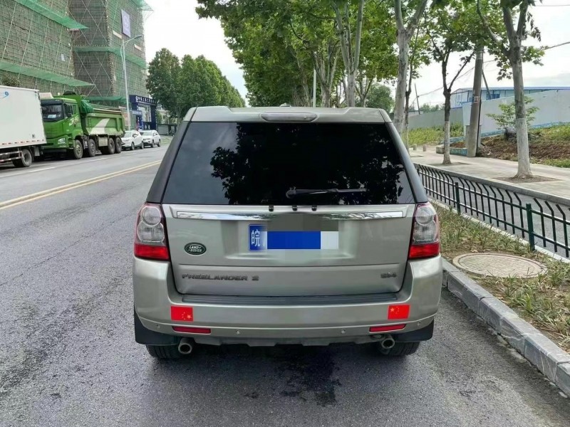 泰安13年路虎發現神行1