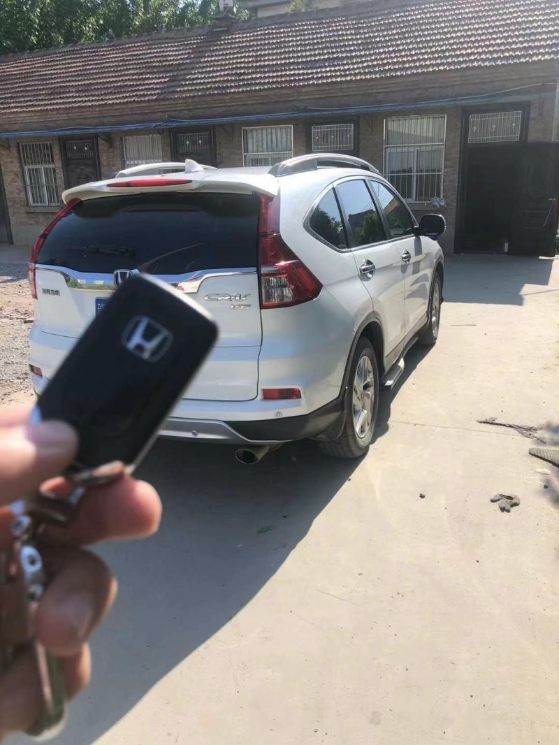 潍坊16年本田CR-V8