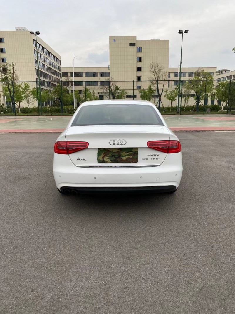 徐州13年奥迪A4L4