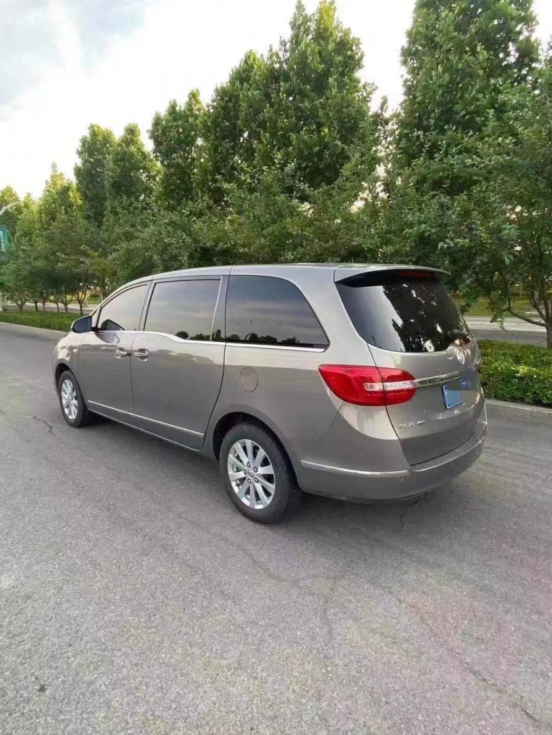 枣庄19年别克GL83