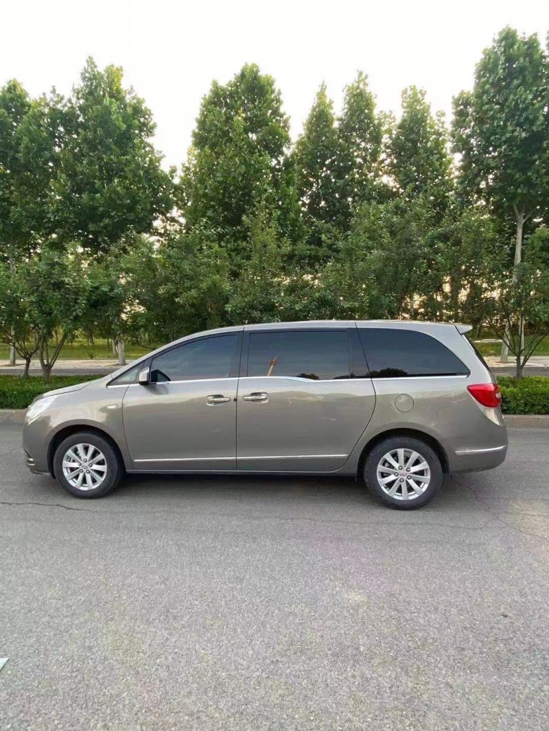 枣庄19年别克GL84