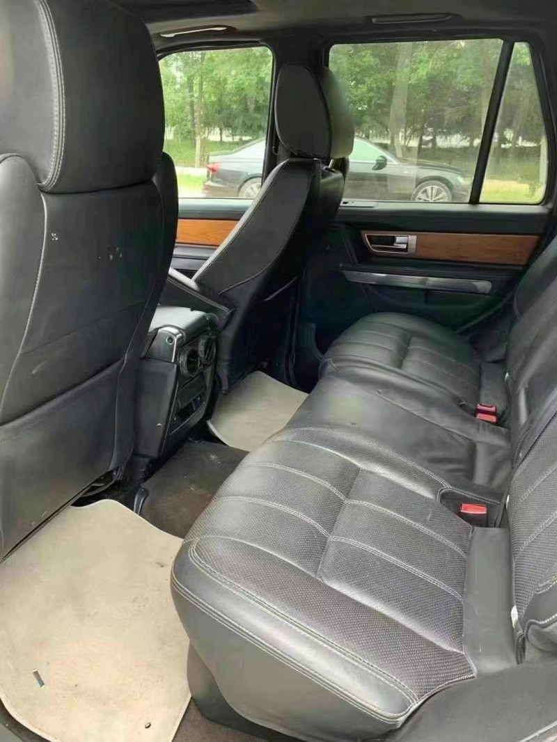 济宁12年路虎揽胜运动5