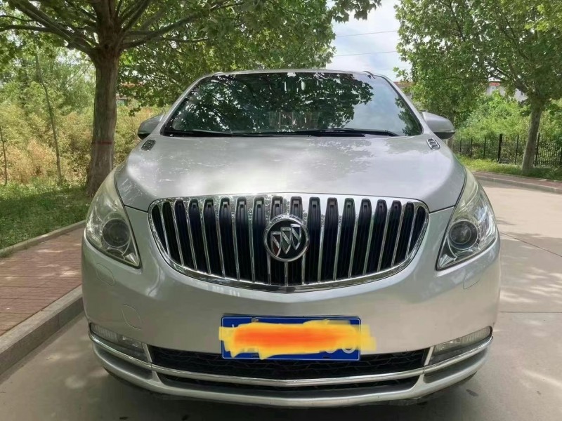 保定14年别克GL81