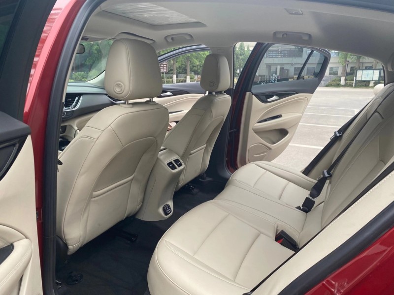 徐州20年别克君威5