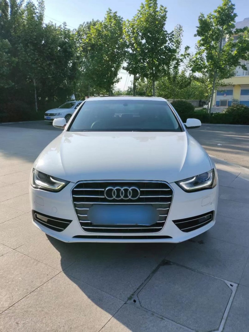 青岛15年奥迪A4L8