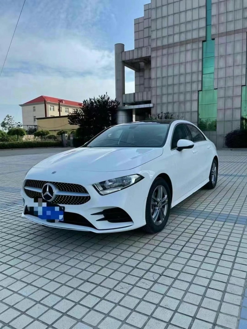 秦皇島21年奔馳A8