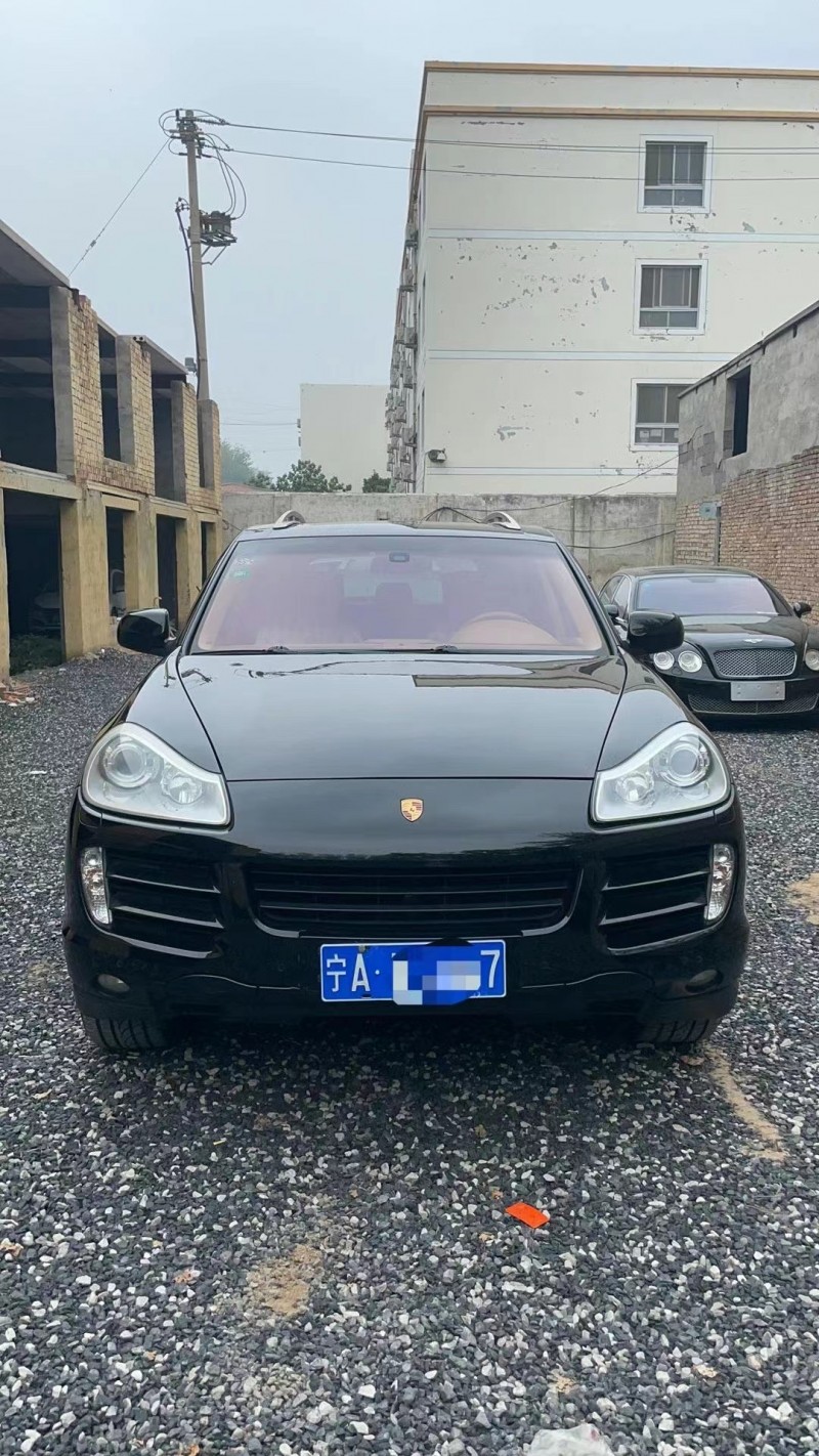 北京10年保時捷卡宴7