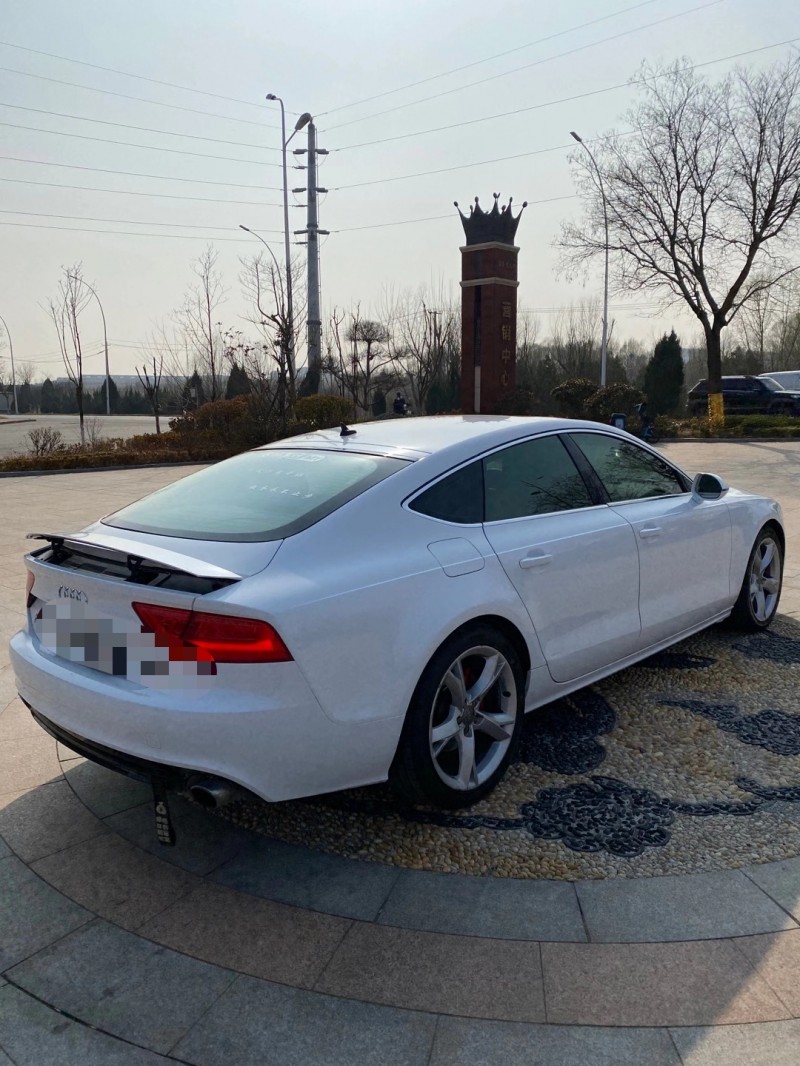 青岛14年奥迪A78