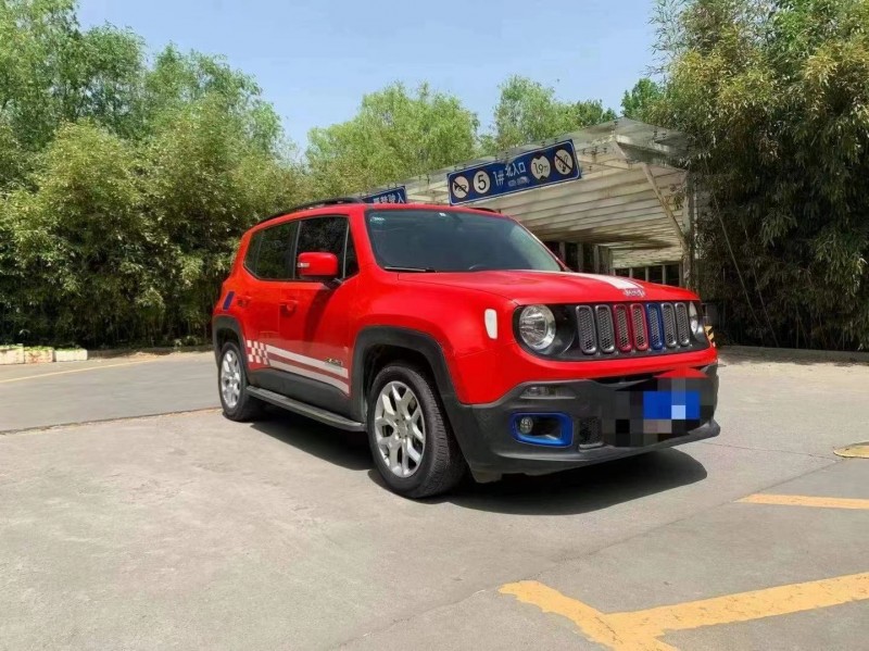 鄭州17年Jeep自由俠2