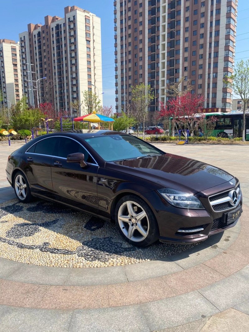 青岛13年奔驰CLS3