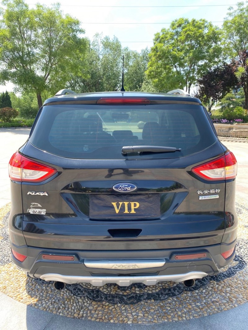 青岛13年福特翼虎9