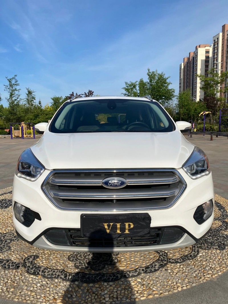 青岛18年福特翼虎9