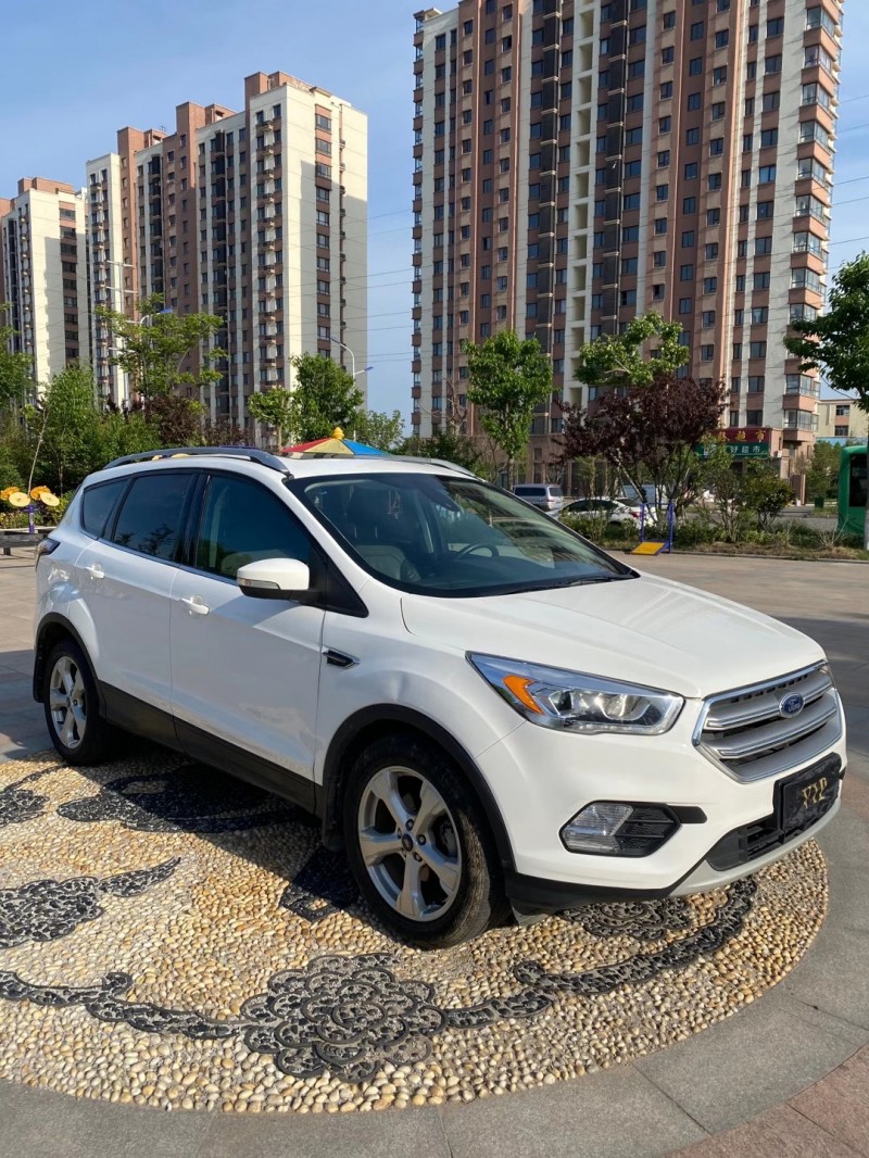 青岛18年福特翼虎7