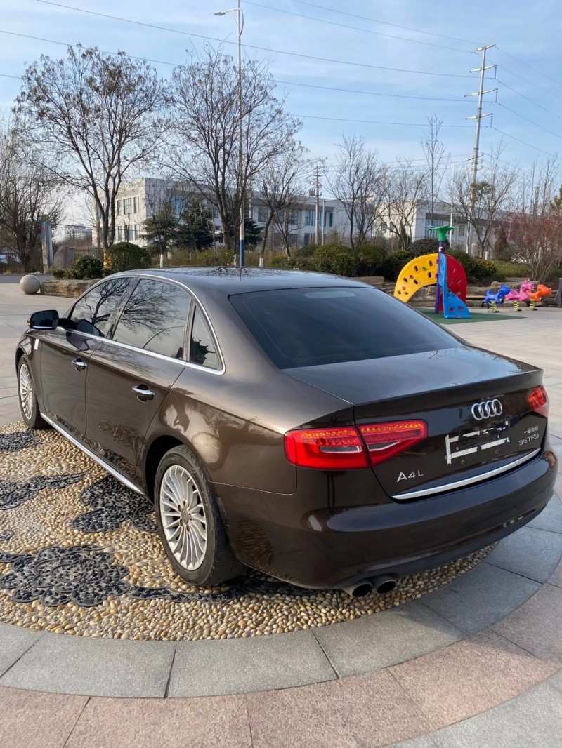 青岛16年奥迪A4L7