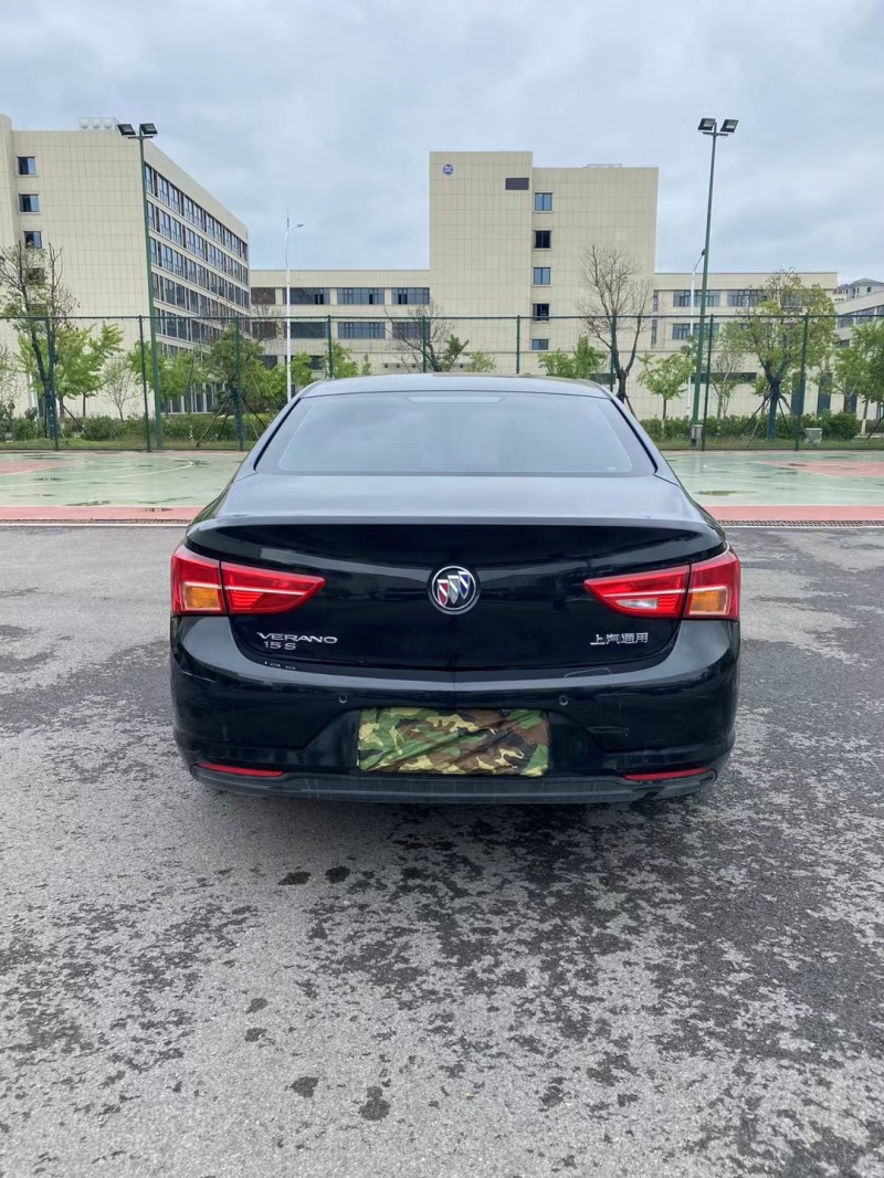 徐州18年别克威朗6