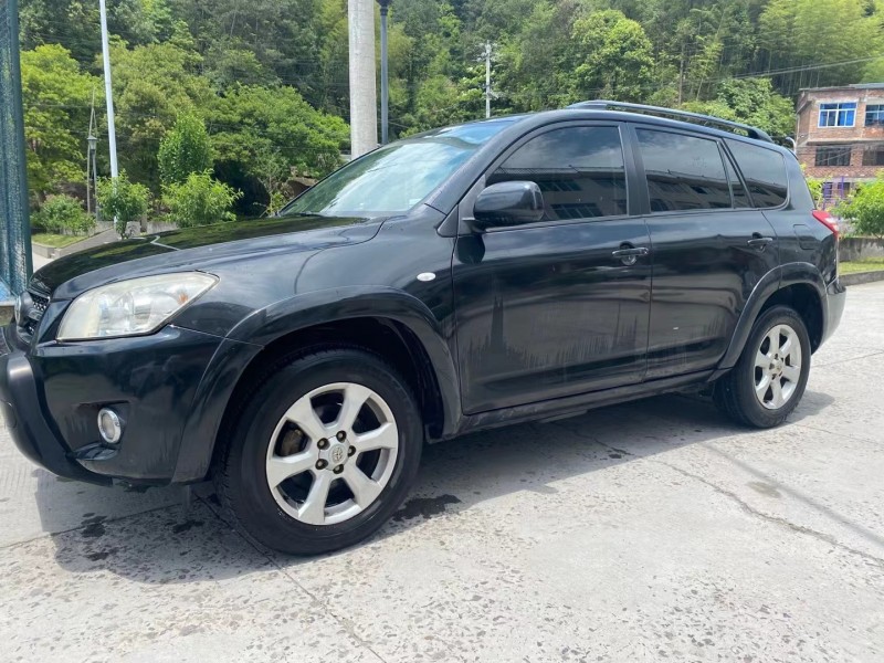 溫州10年豐田RAV48