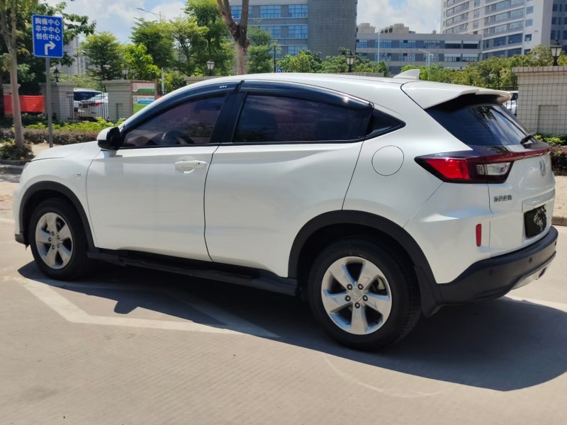 中山17年本田XR-V5