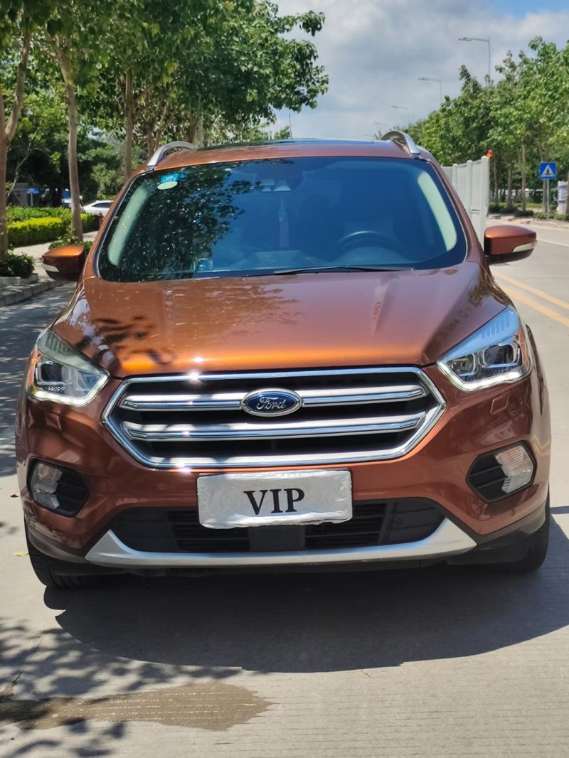 中山17年福特翼虎1