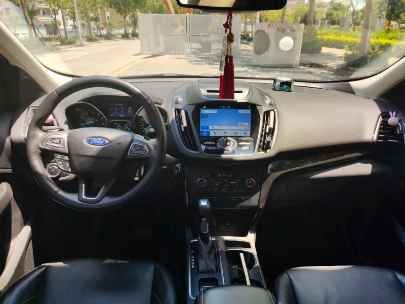 中山17年福特翼虎9